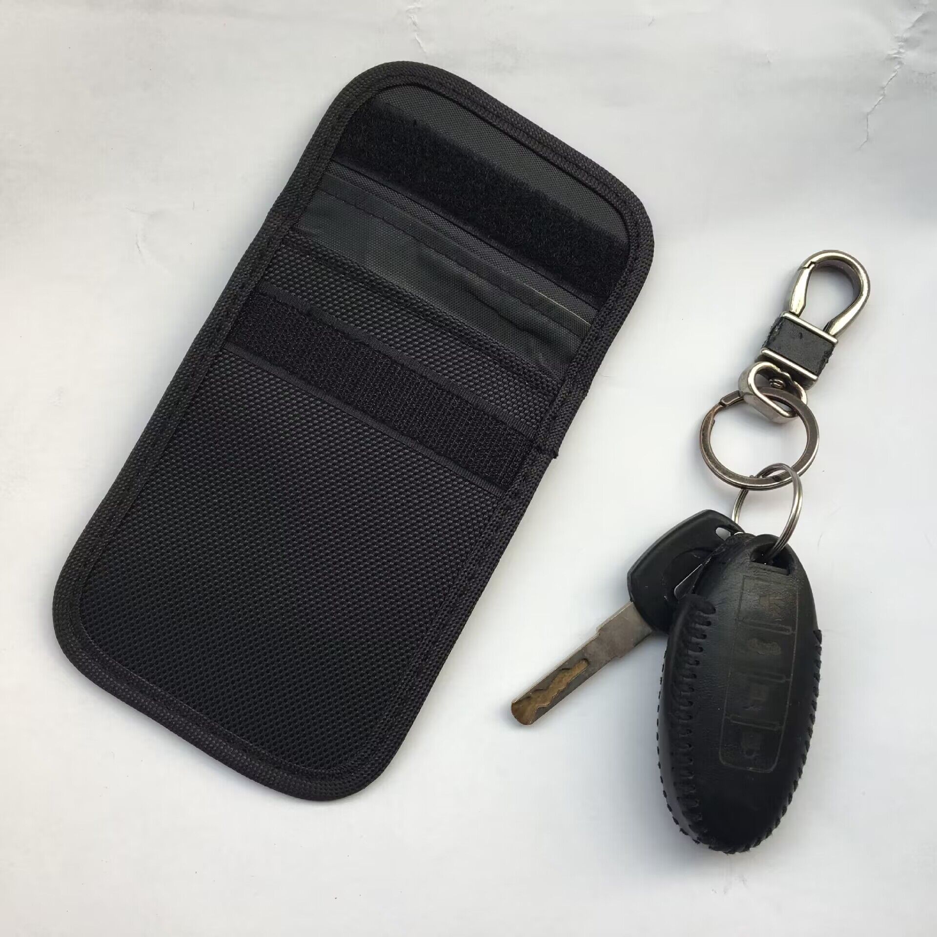 PB18 phone case phone bag for iphone for Samsung  Universal Phone Car Key Keyless Entry Fob Signal Guard Blocker Black Bag